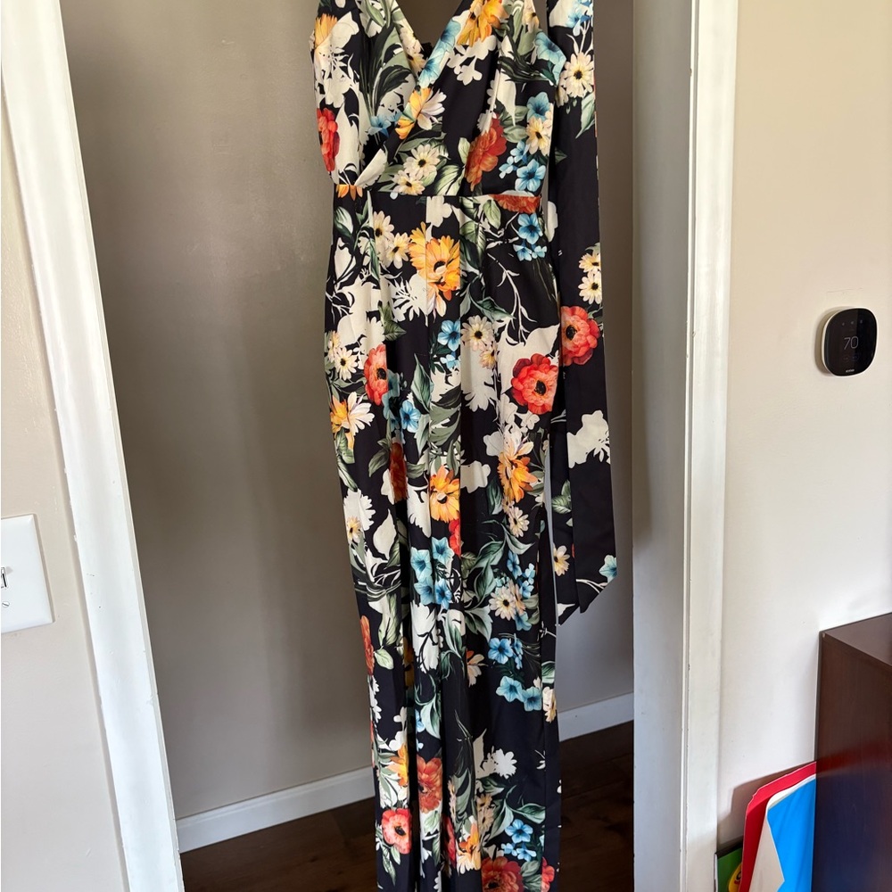 Floral V-Neck Maxi Dress